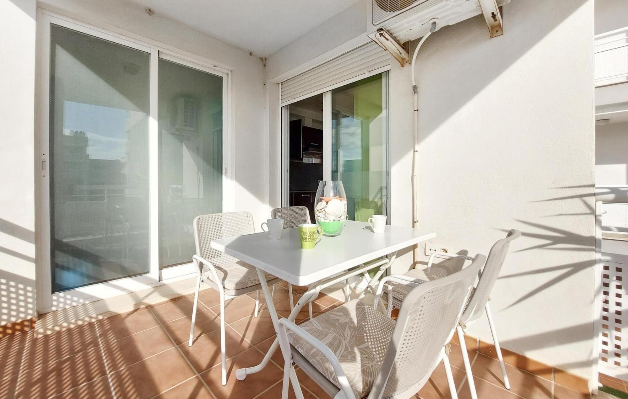 Cozy Apartment In Moncofa Playa With Kitchen Eksteriør billede